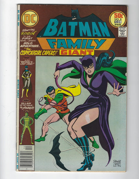 Batman Family #8 Batgirl Catwoman Robin! VGFN