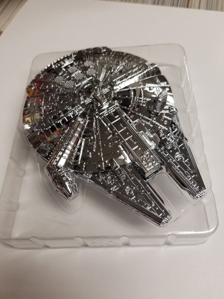 Star Wars Millennium Falcon Hallmark Keepsake Ornament 2021 New In Box!