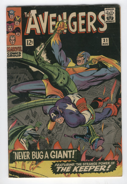 Avengers #31 Never Bug A Giant Silver Age Classic VG