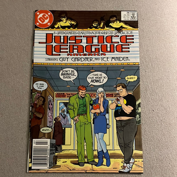 Justice League America #28 Our Night To Howl! Adam Hughes Art! Newsstand Variant VFNM