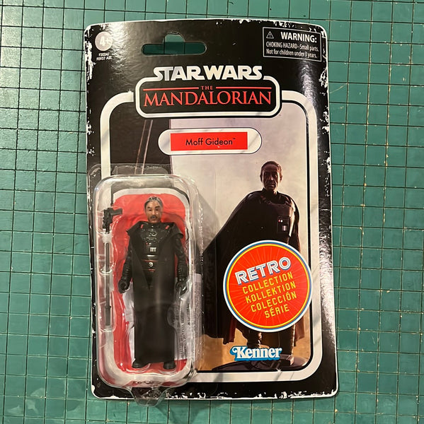 Star Wars The Mandalorian Moff Gideon Retro Action Figure sealed on card new!
