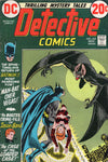 Detective comics #429 featuring Batman "Man-Bat Over Vegas!" Early Bronze Age VG