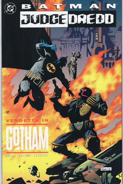 Batman / Judge Dredd Vendetta In Gotham NM