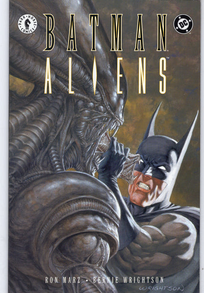 Batman/Aliens 2 Wrightson Art Prestige Format DC & Dark Horse NM