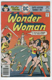 Wonder Woman #224 Diana Is The Traitor? Bronze Age Classic VGFN